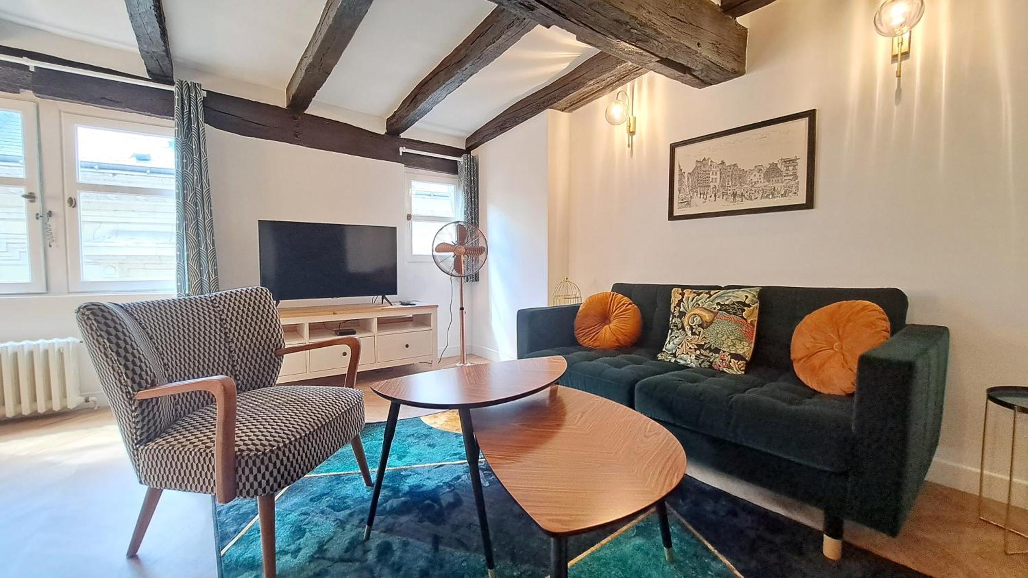 Confort Vieux Avec Parking Prive 4p Apartment *